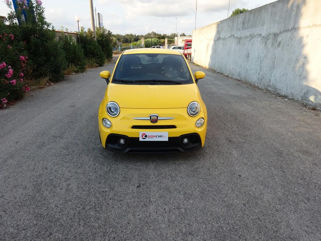 Abarth 595 C 1.4 Turbo T-Jet 145 CV