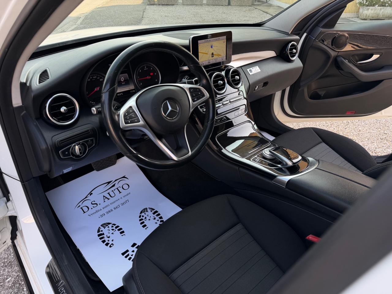 Mercedes-benz C 220 170CV LOOK AMG cerchi 19”