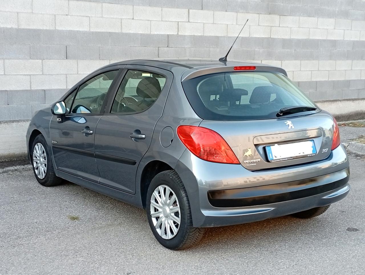 Peugeot 207 1.4 BENZINA Neop 5porte 2009Trattabile