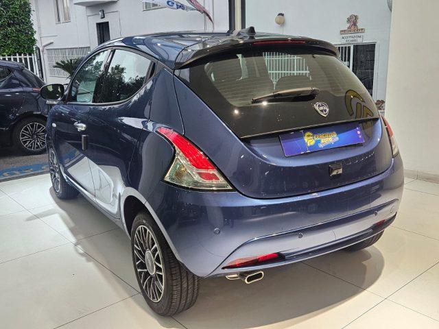 LANCIA Ypsilon 1.2 69 CV 5 porte GPL Ecochic da ?179,00 mensili