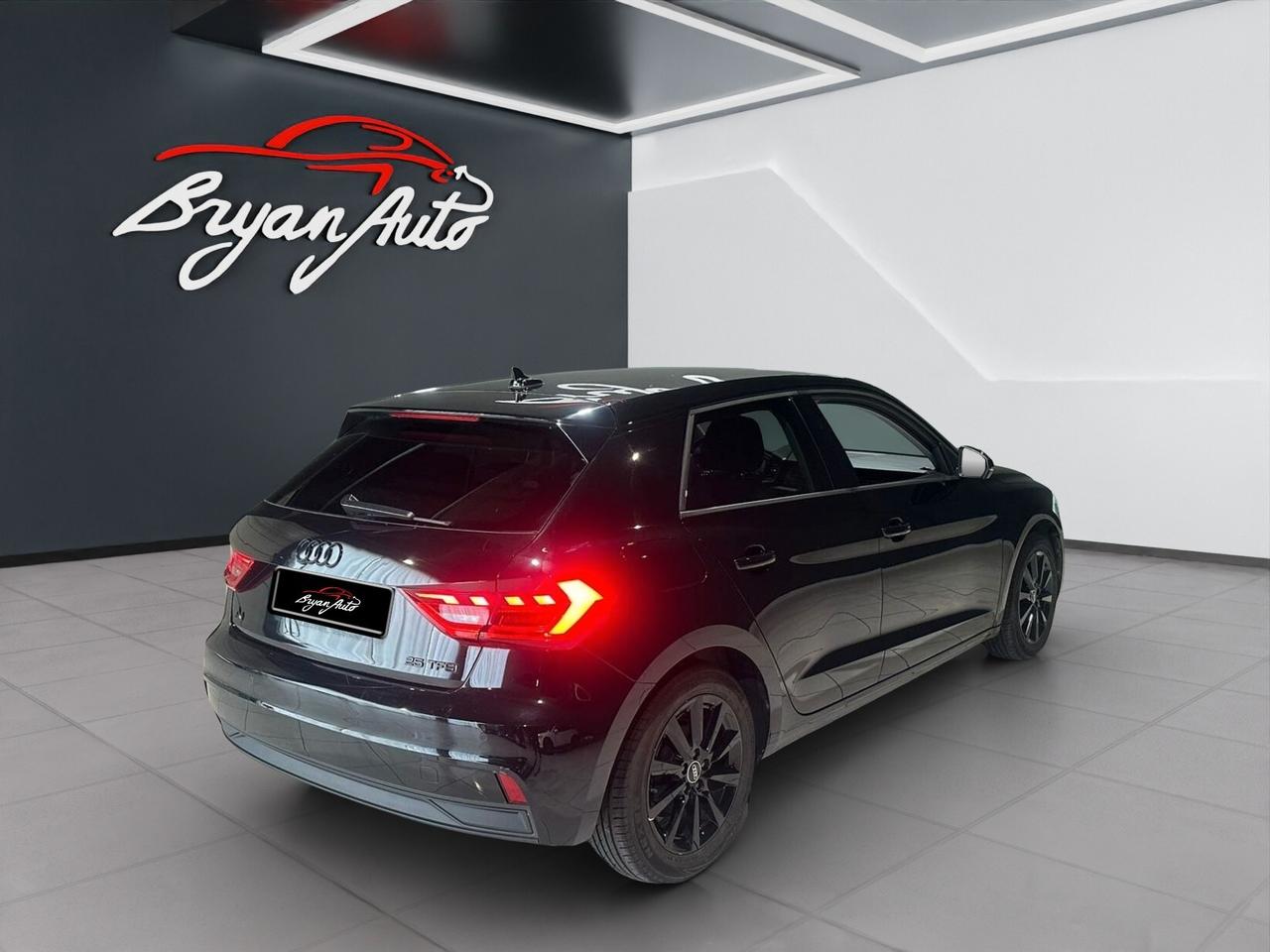 Audi A1 SPB 25 1.0 TFSI S tronic IDENTITY BLACK