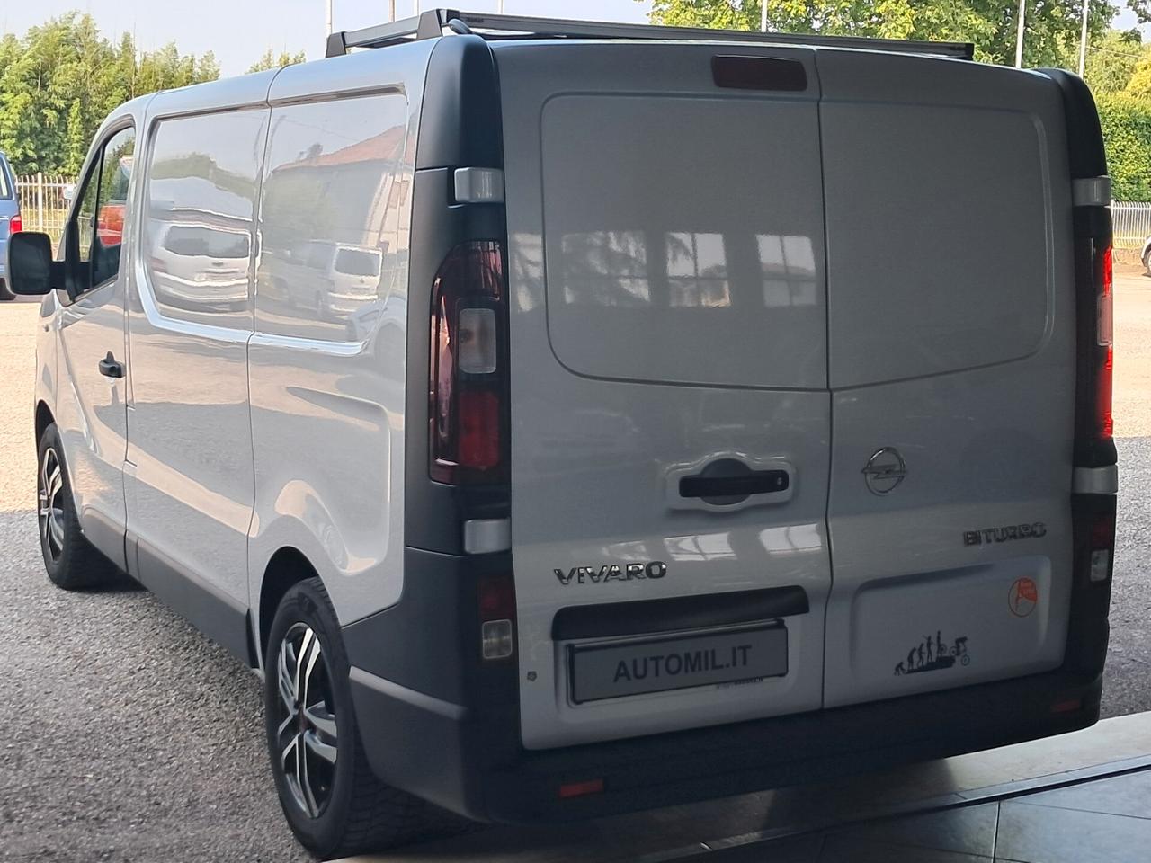 OPEL VIVARO 1.6 CDTI 140 CV PC-TN AUTOCARAVAN