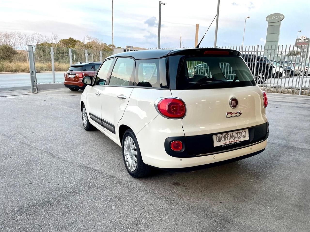 Fiat 500L Living 1.6 MJT 105cv Pop Star