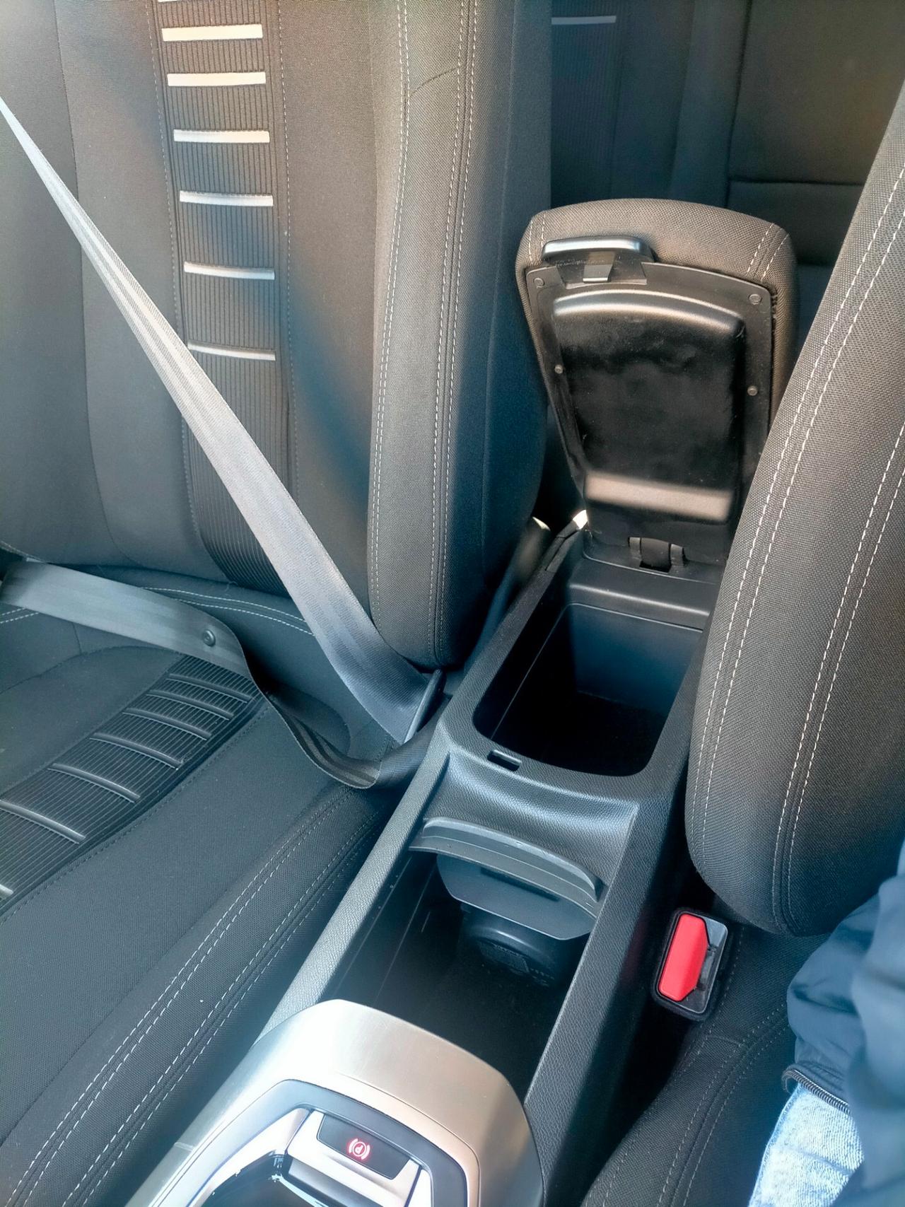 Peugeot 308 1.6 e-HDi 115 CV Stop&Start Allure