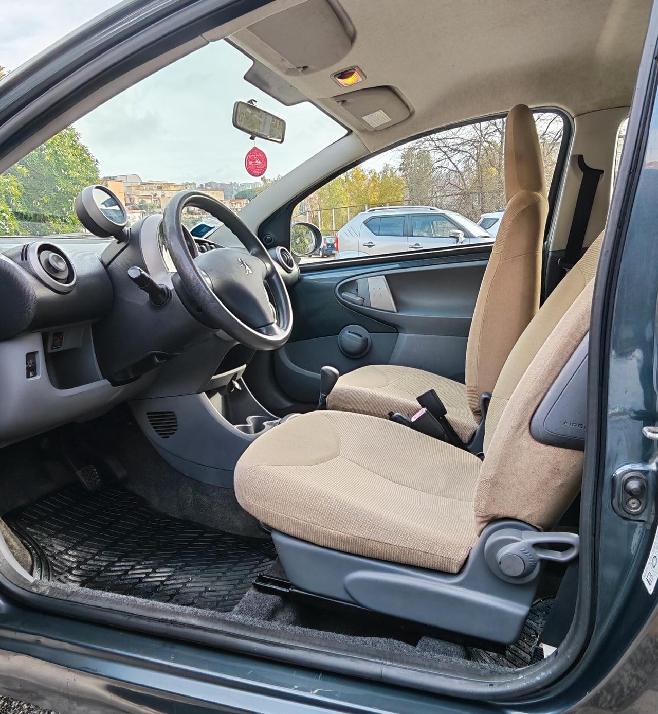 Peugeot 107 AUTOMATICA AUTOMATICA!!! BENZINA