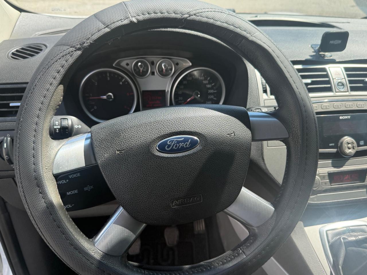 Ford Kuga Kuga+ 2.0 TDCi 140 CV 2WD DPF