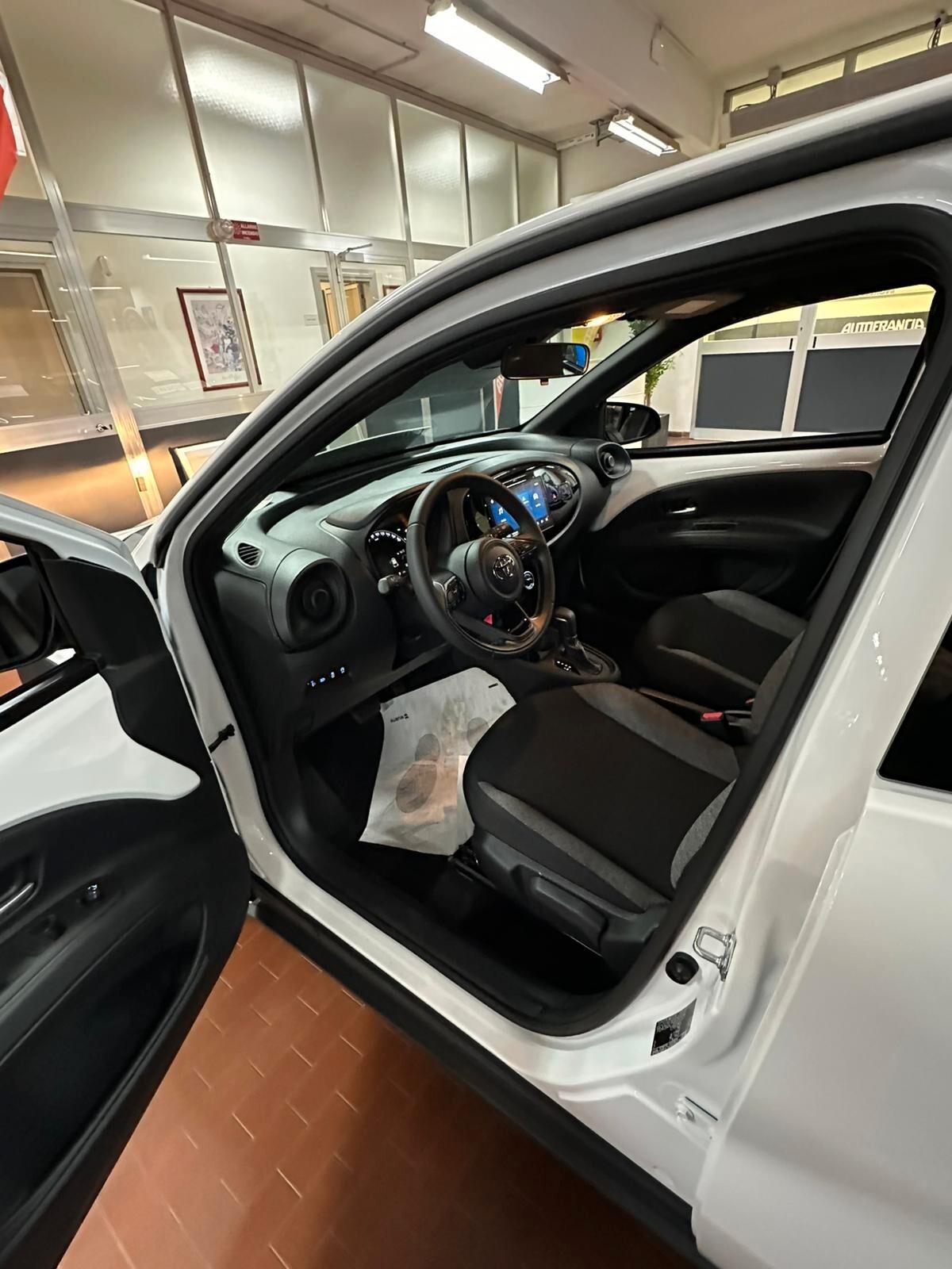 Toyota Aygo X 1.0 VVT-i 72 CV 5 porte Active S-CVT