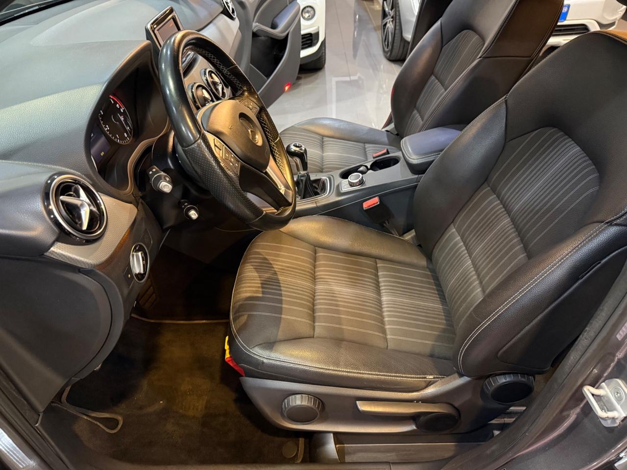 Mercedes-benz B 180 Premium DISTRIBUZIONE FATTA