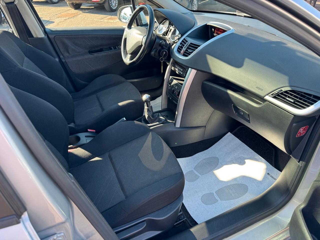 Peugeot 207 1.6 HDi 110CV SW XS Ciel 2007