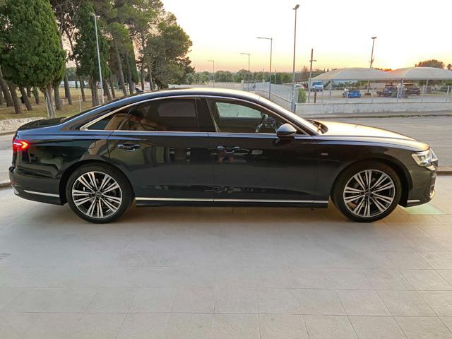 AUDI A8 50 TDI 3.0 quattro tiptronic S line.