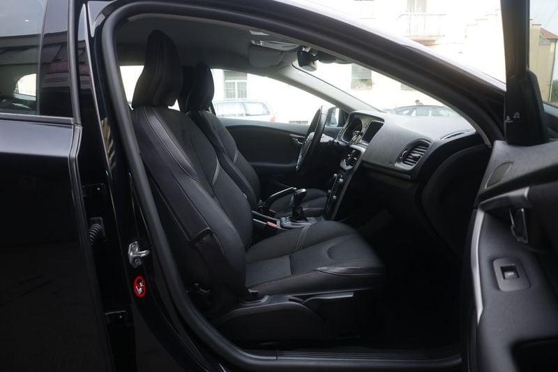 Volvo V40 Cross Country Volvo V40 Cross Country 2.0 d2 Business Plus geartronic my19 Unicoproprietario
