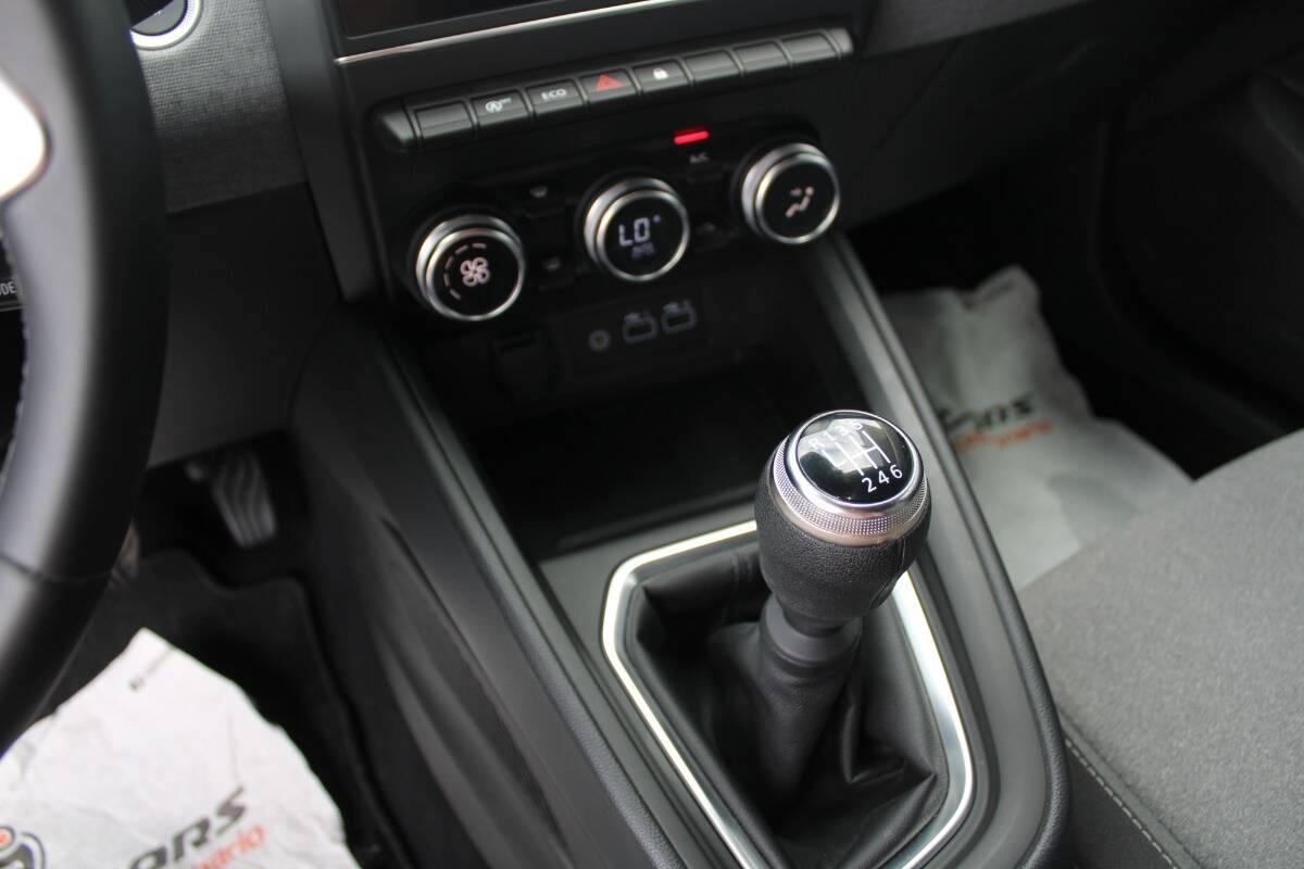 Mitsubishi Colt 1.0 turbo Invite con TELECAMERA e CARPLAY