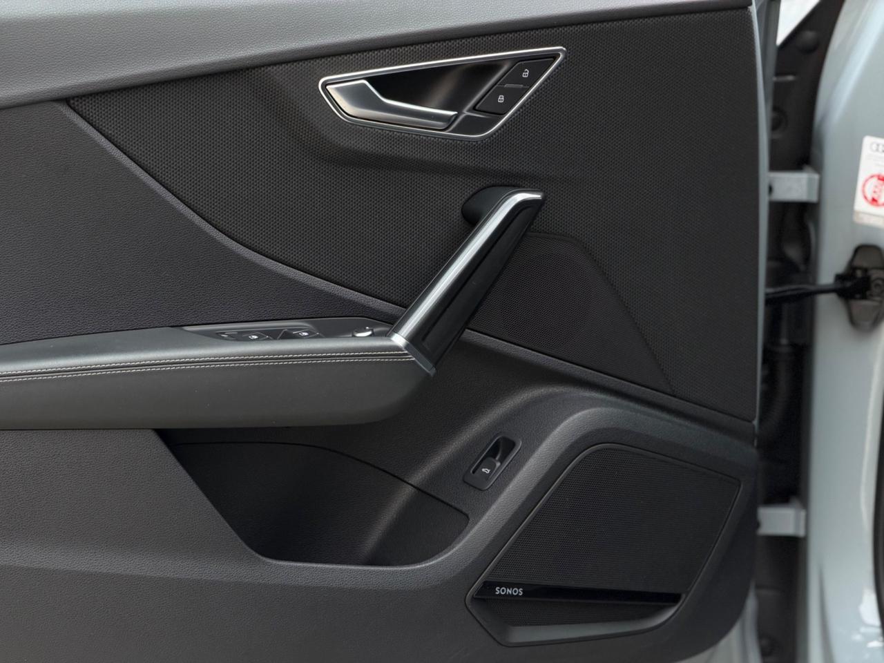 Audi Q2 35 TDI QUATTRO S-TRONIC S-LINE IDENTITY BLACK