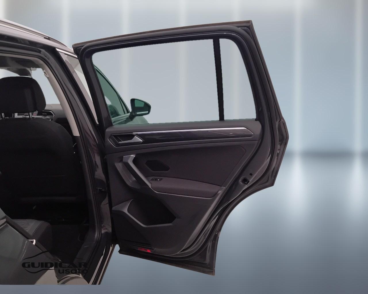 VOLKSWAGEN Tiguan II 2021 - Tiguan 2.0 tdi Life 122cv