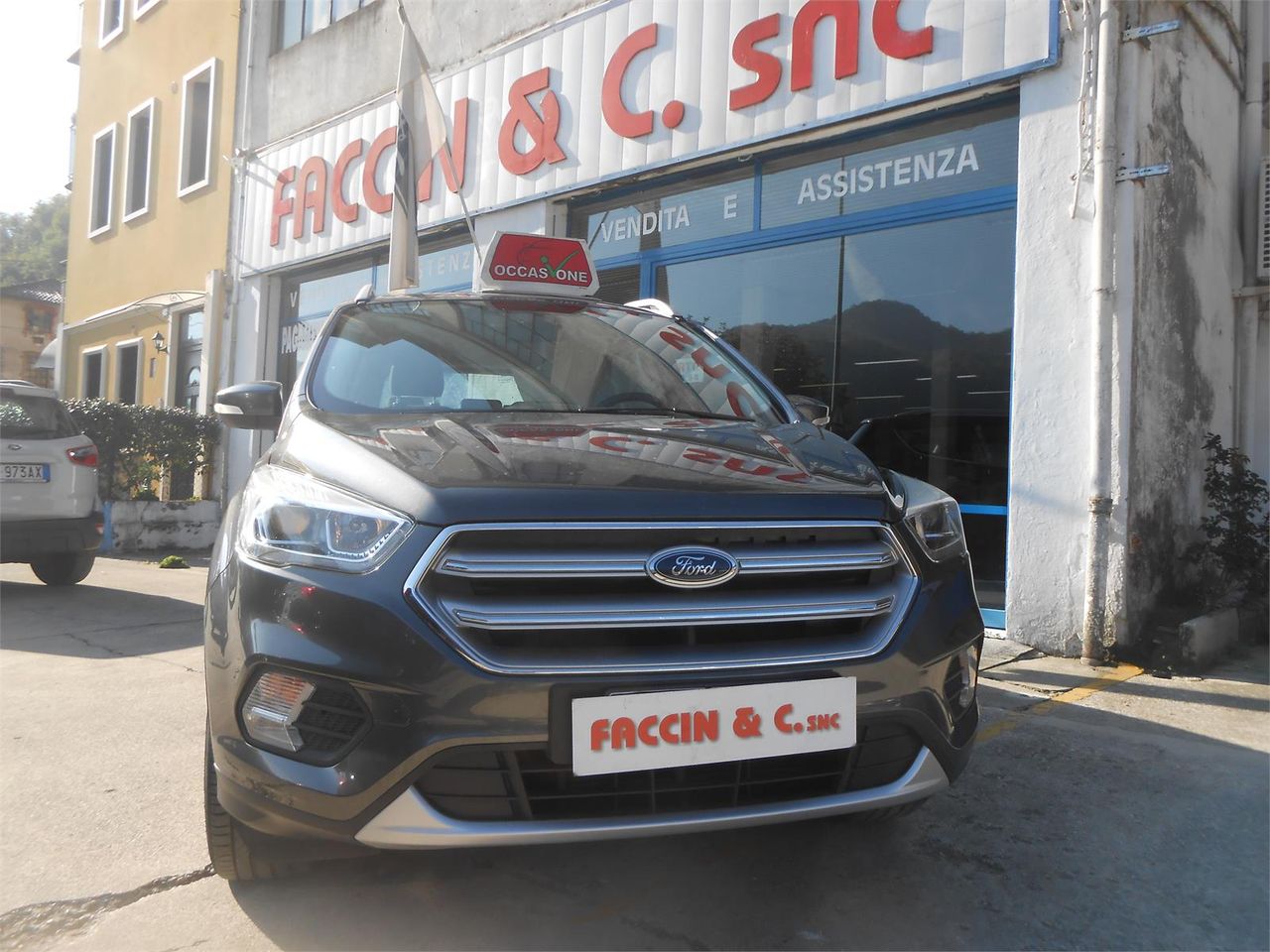 Ford Kuga 1.5 TDCI 120 CV S&amp;S Business