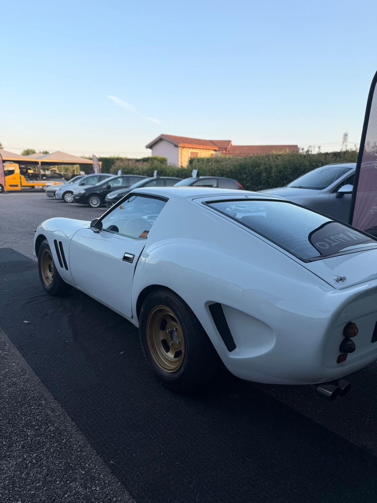 Nissan 280 ZX particolare restauro GTO 250