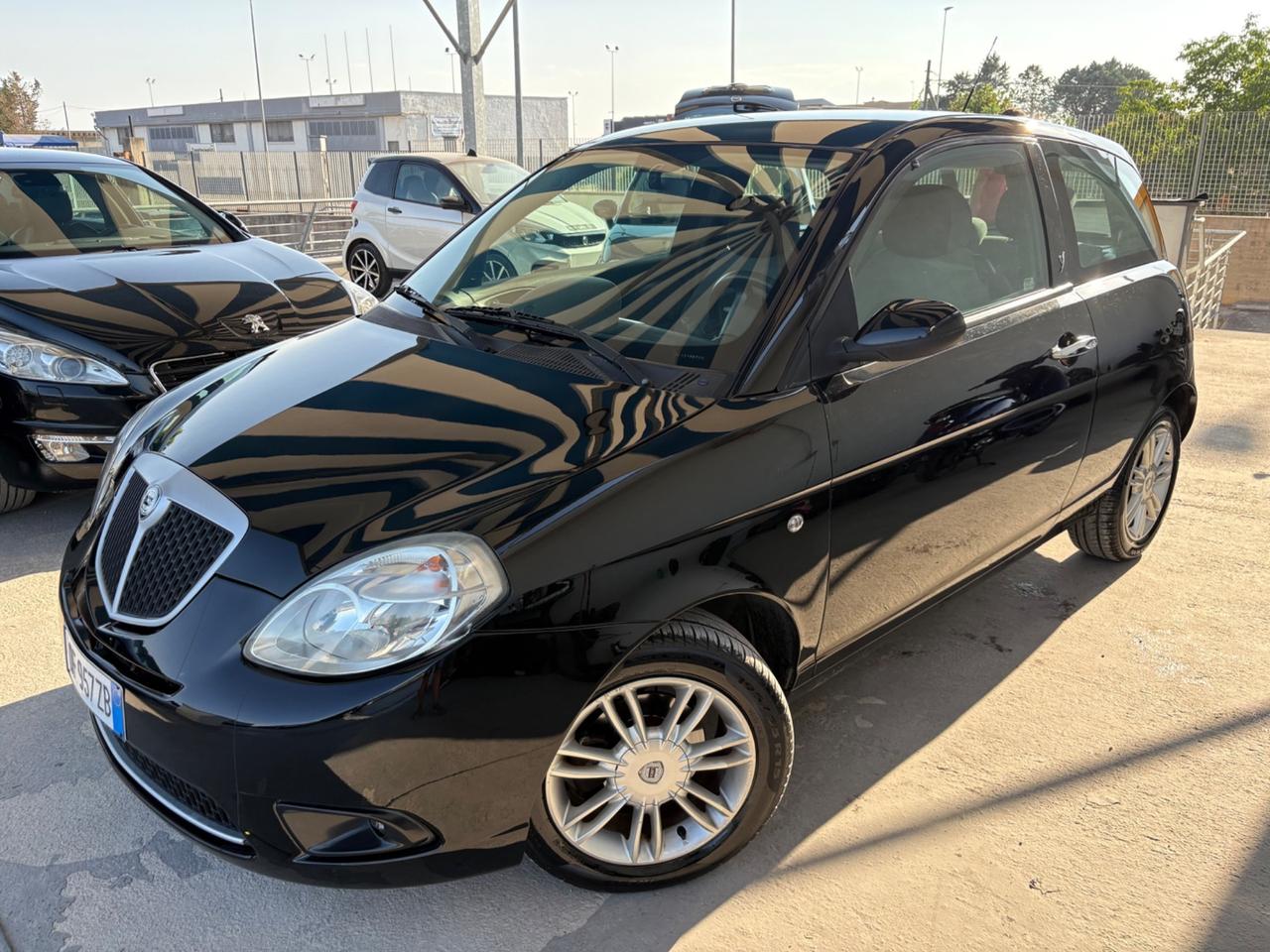 Lancia Ypsilon 1.2 Passion 148000km!