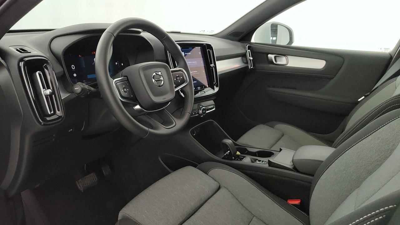 VOLVO XC40 2.0 b3 Core auto