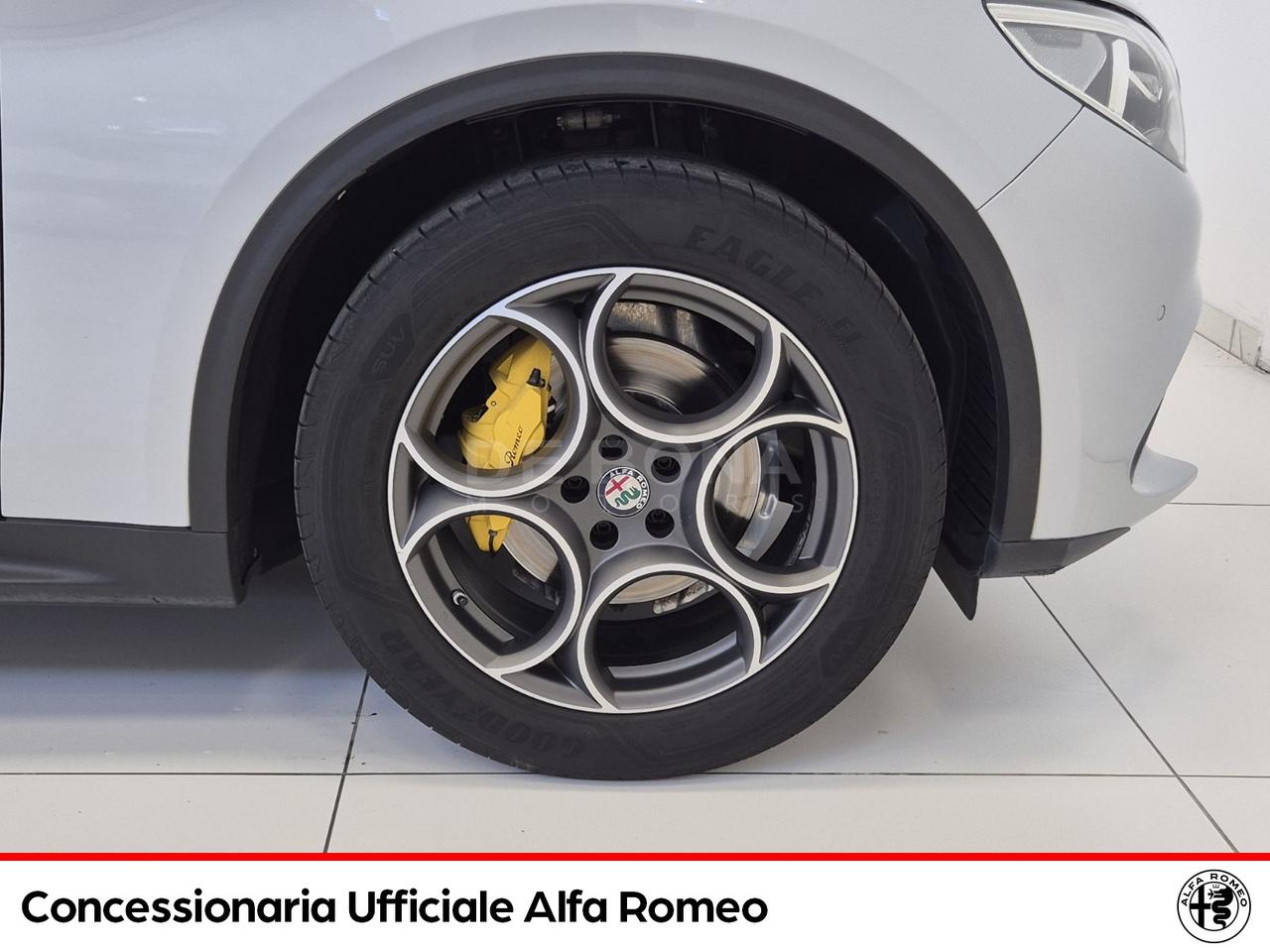 Alfa Romeo Stelvio 2.2 t sprint rwd 190cv auto
