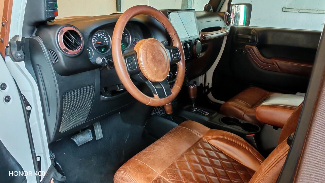 Jeep Wrangler 3.6 V6 Automatico
