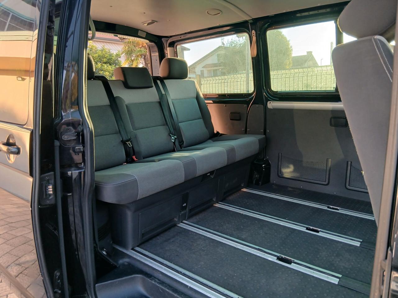 Volkswagen Multivan 2.5 Tdi 130 cv Strartline +gancio e NAvi