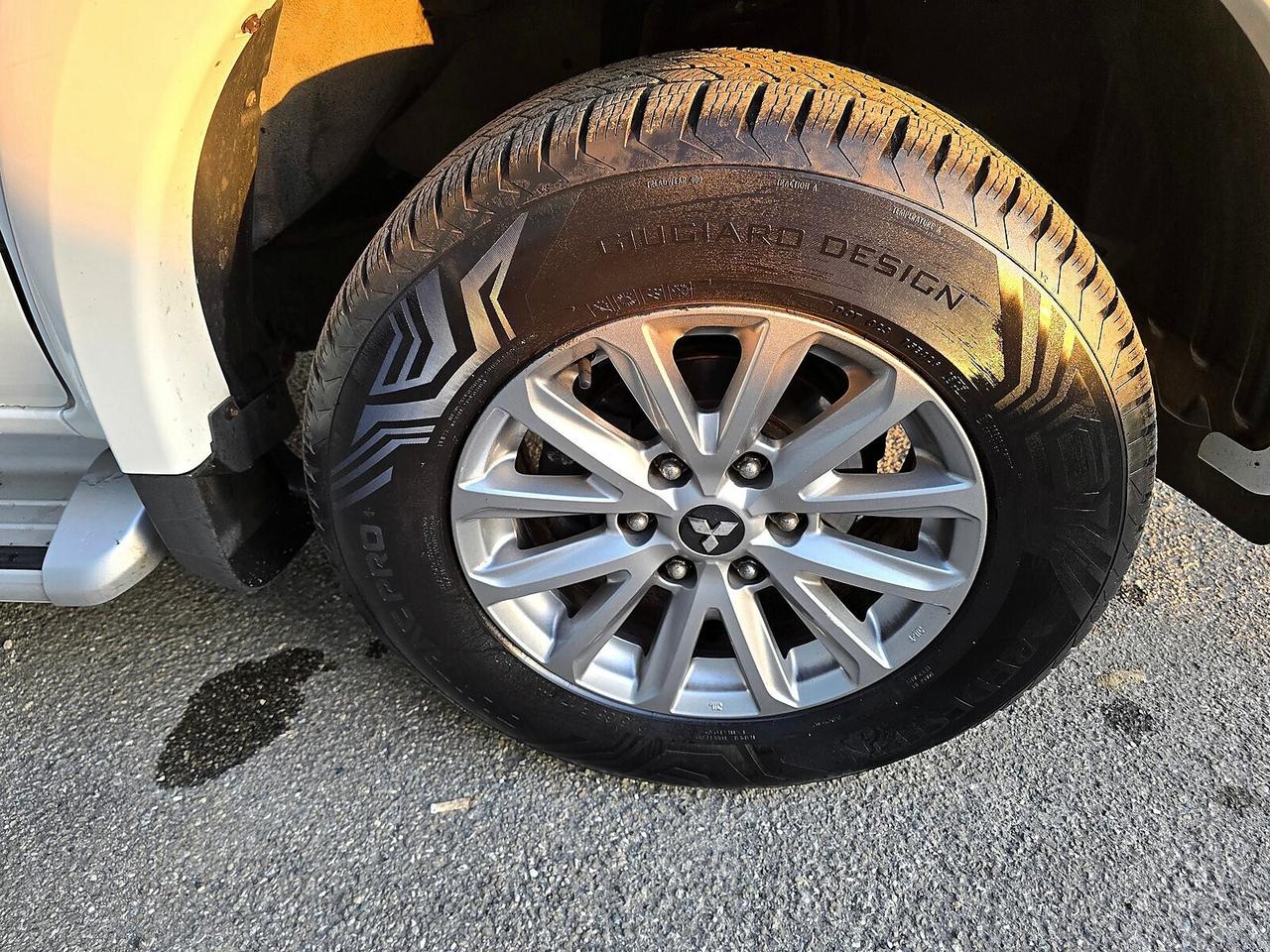 Mitsubishi L200 2.4 DI-D/181CV Intense