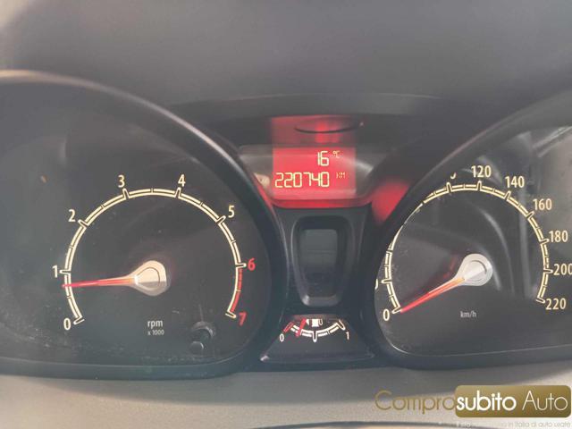 FORD Fiesta 1.4 3 porte Bz.- GPL Titanium