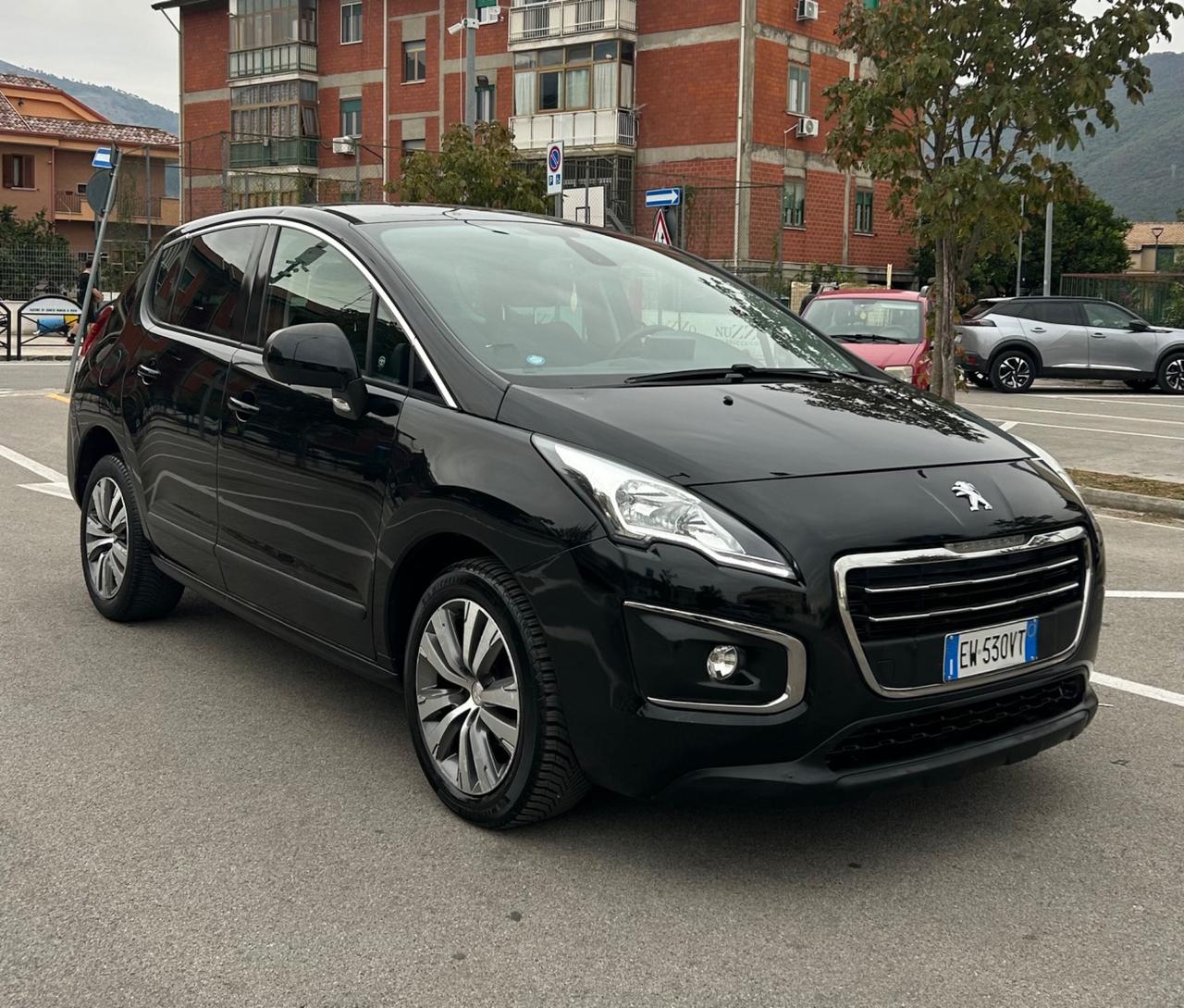 Peugeot 3008 1.6 HDi 115CV Allure - 2014