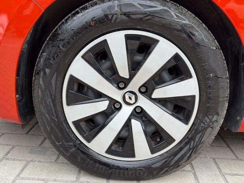 Renault Clio Clio 1.6 E-Tech full hybrid Equilibre 145cv auto