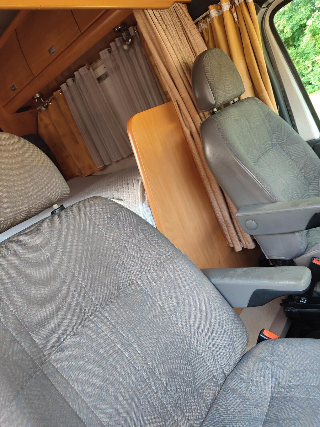 FORD TRANSIT CAMPER 6POSTI LETTO CHALLENGER 135T350