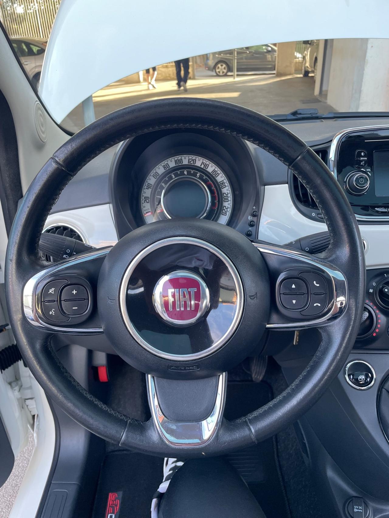 Fiat 500 1.2 Lounge full optional full LED dal nord Italia