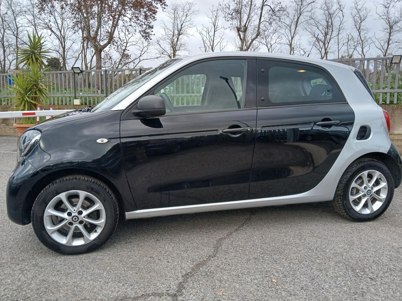 Smart ForFour 70 1.0 Passion