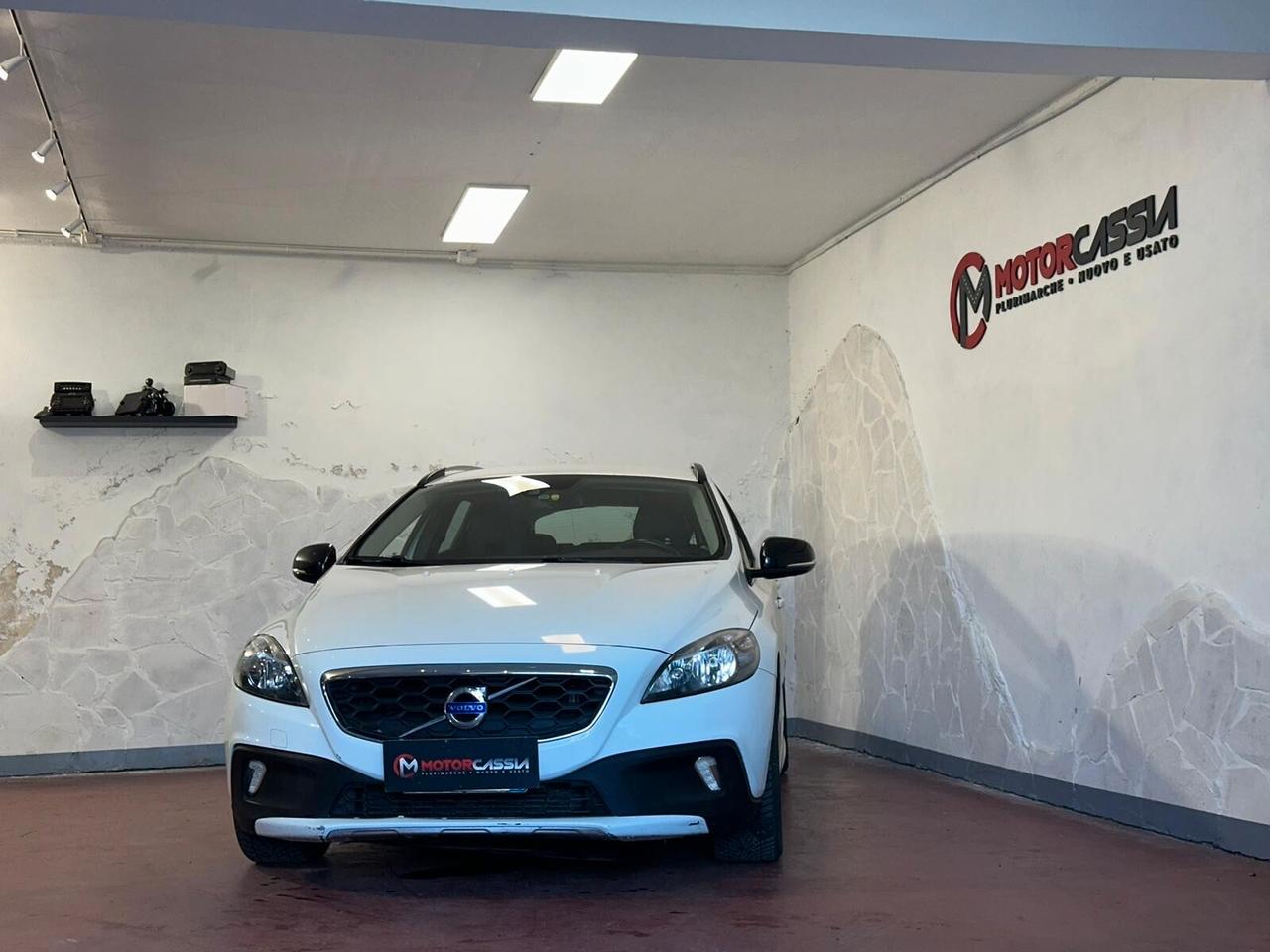 Volvo V40 Cross Country D2 1.6 Summum