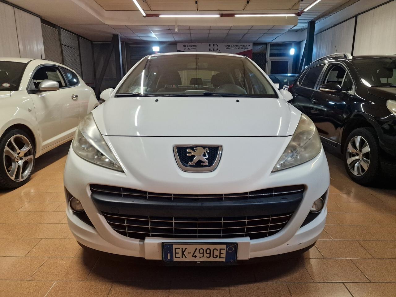 Peugeot 207 1.4 HDi 70CV 5p, 151 mila chilometri ok neopatentati