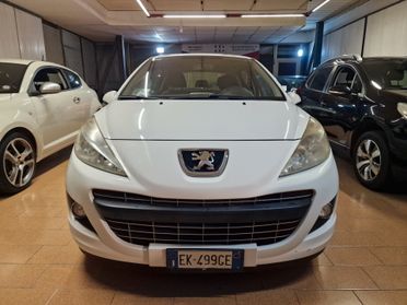 Peugeot 207 1.4 HDi 70CV 5p, 151 mila chilometri ok neopatentati