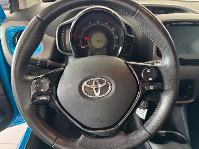 Toyota Aygo 1.0 VVT-i 72 CV 5 porte x-play