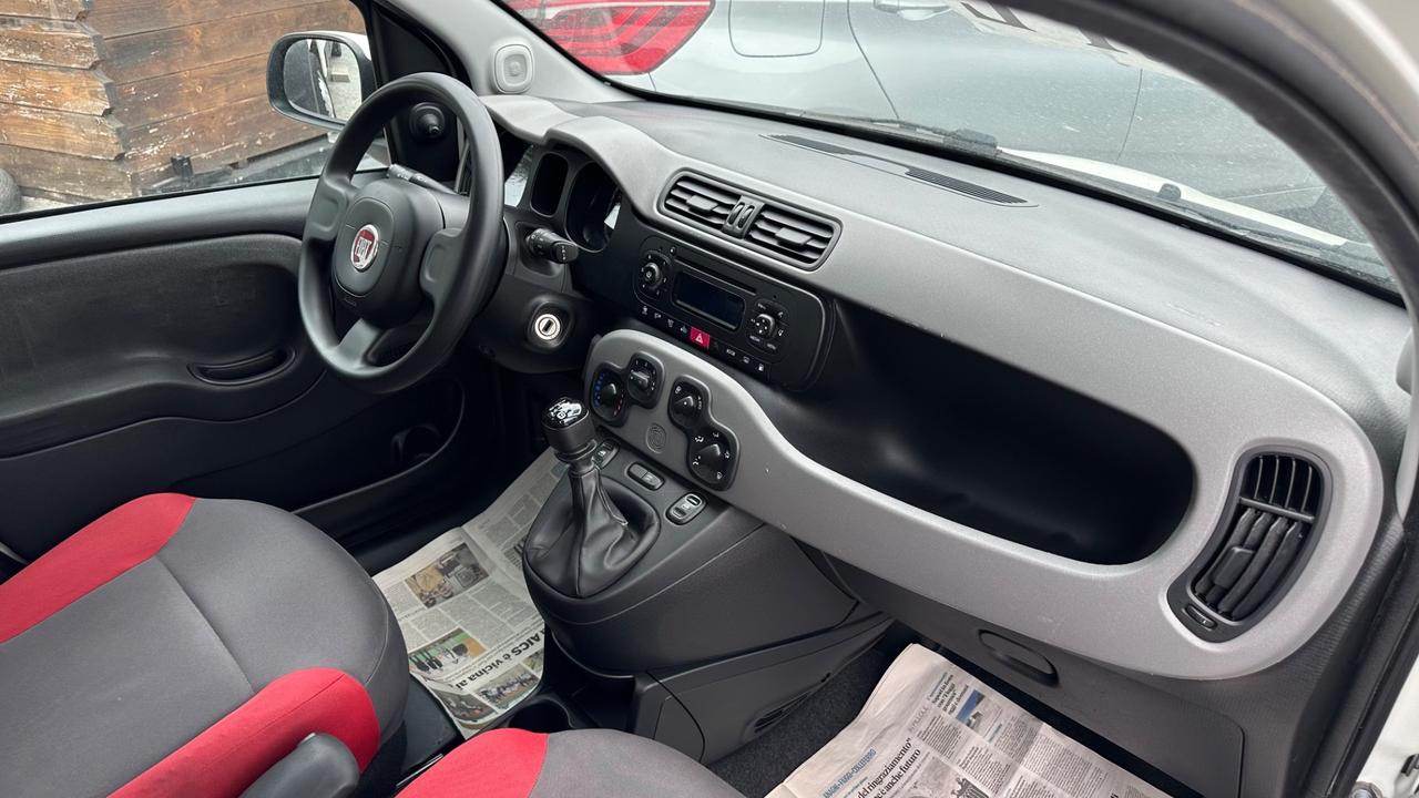 Fiat Panda 1.2 EasyPower Lounge gpl casa madre