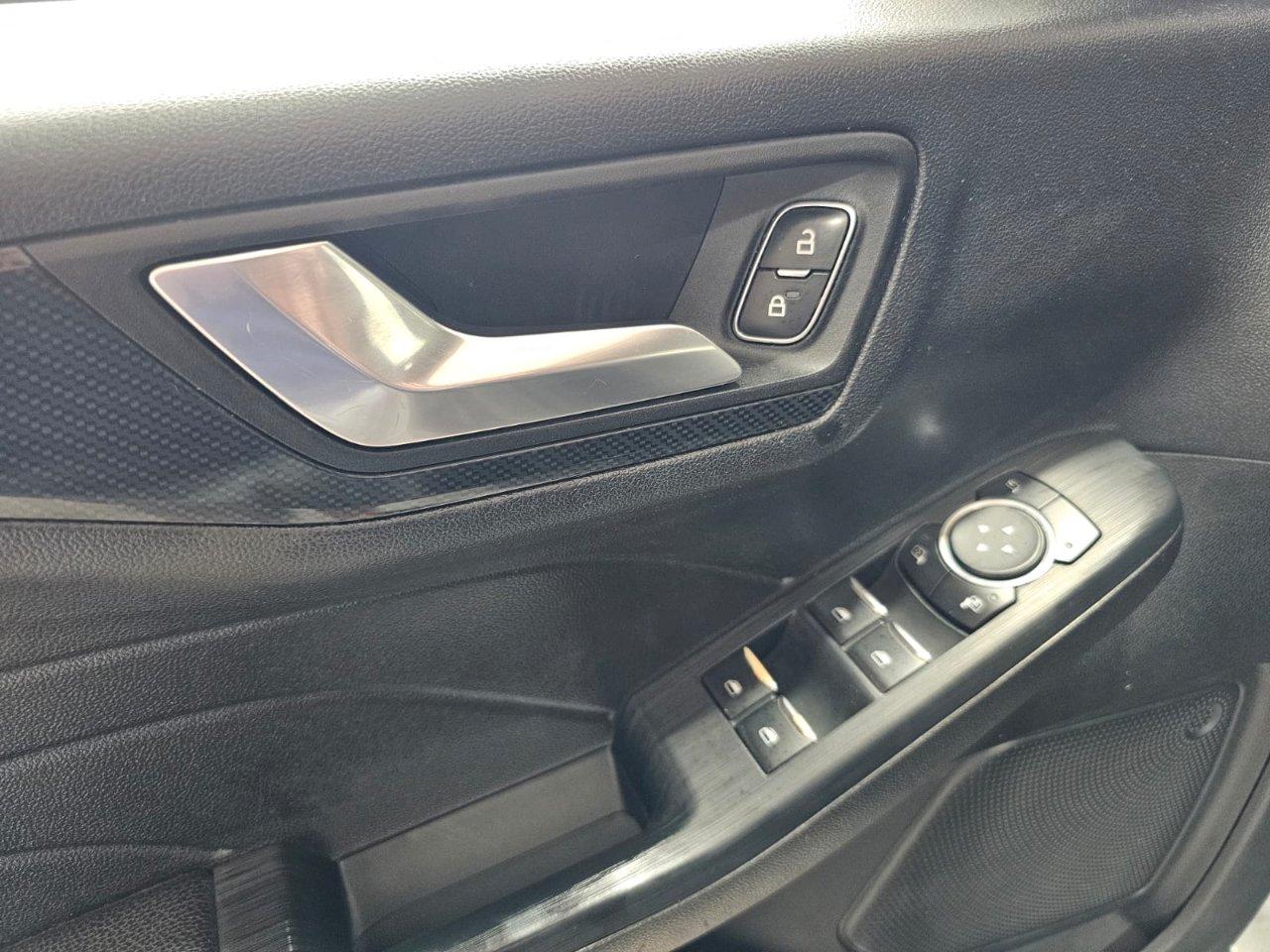 Ford Kuga 1.5 ecoblue ST-Line 2wd 120cv auto