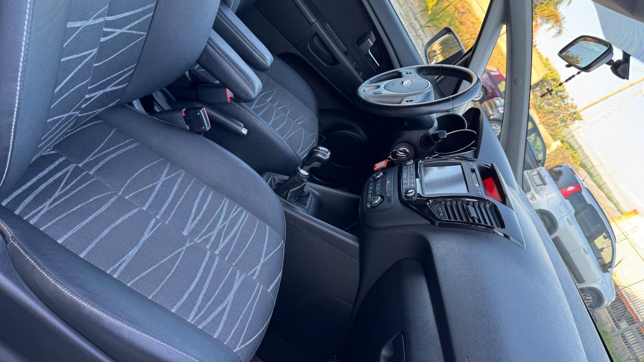 Kia Venga 1.4 CRDi 90CV Cool
