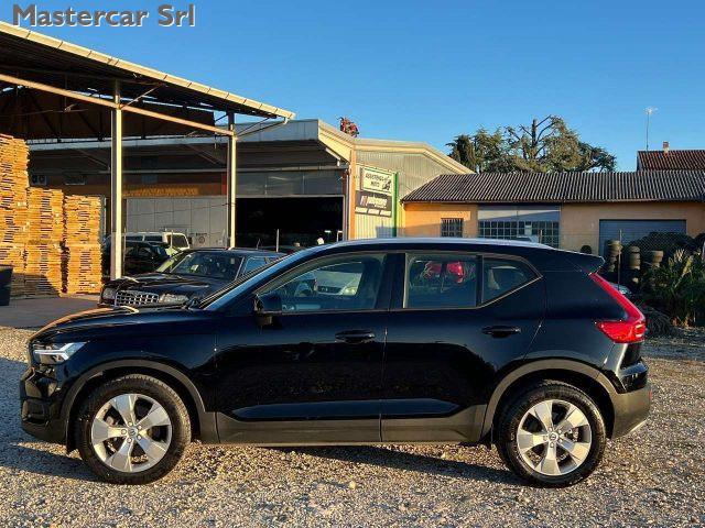 VOLVO XC40 XC40 2.0 b4 Momentum Pro awd auto my21 - GG617AR