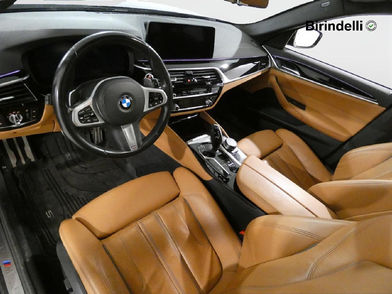 BMW Serie 5(G30/31/F90) - 520d 48V xDrive Touring Msport