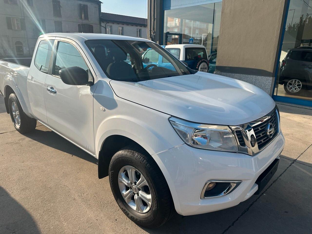 Nissan Navara KING CAB ACENTA 2300