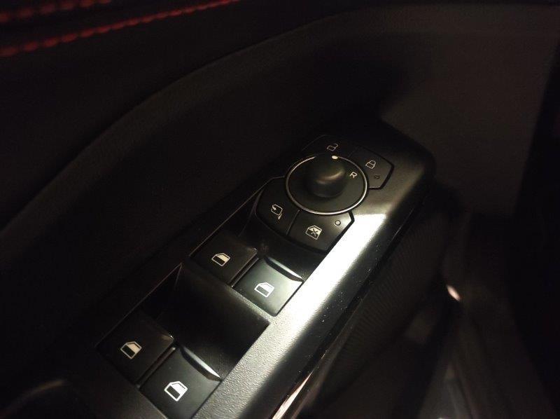 FORD Puma '19-> - Puma 1.0 EcoBoost Hybrid 125 CV S&S aut. ST-Line