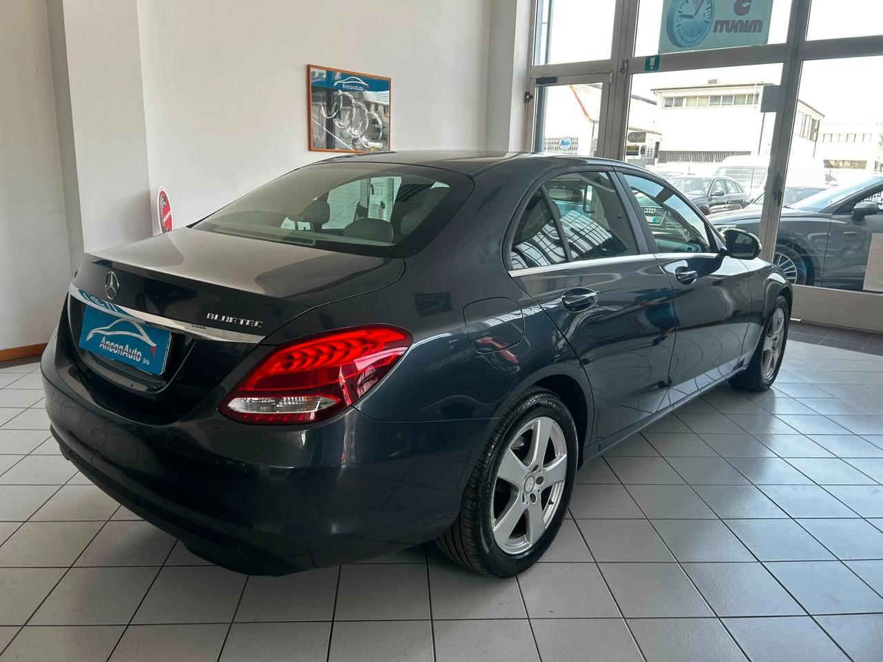 Mercedes-benz C 180 1.6D 2015