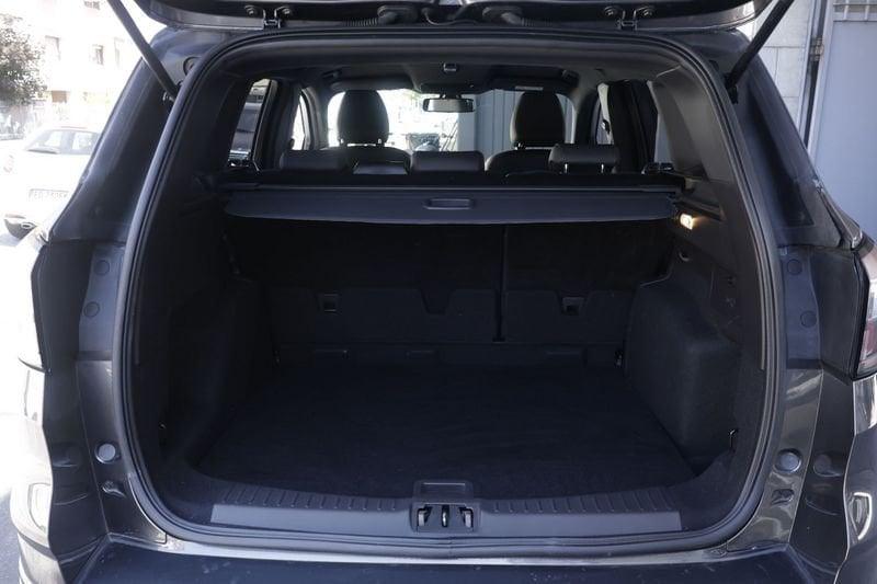Ford Kuga Ford Kuga 2.0 TDCI 120 CV S&S 2WD ST-Line 88KW ANNO 2019