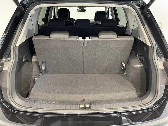 Volkswagen Tiguan Allspace Mark 1 Facelift (2021) 2.0TDI 150CV DSG Business 7P. - IVA ESPOSTA