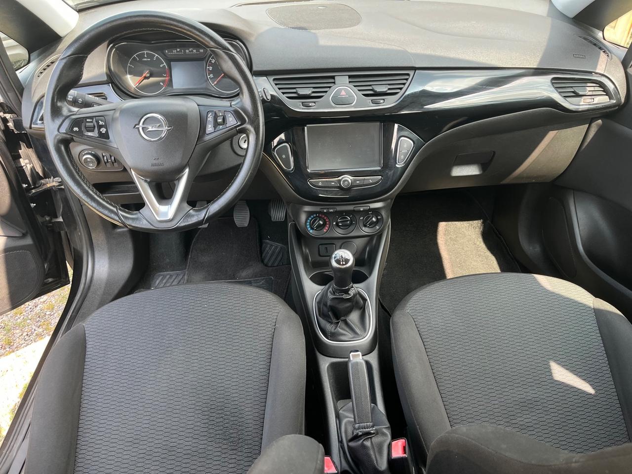 Opel Corsa 1.4 5 porte Black Edition