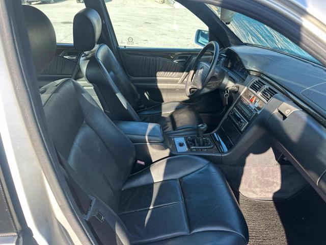 MERCEDES-BENZ E 200 204,046km MERCEDES Classe E cat Avantgarde