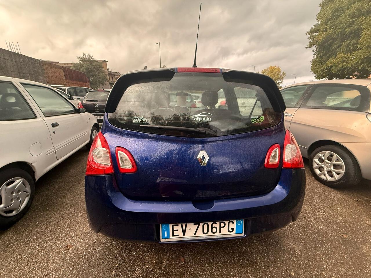 Renault Twingo 1.2 ( impianto GPL ) per neopatentati ( soli 94200 km )