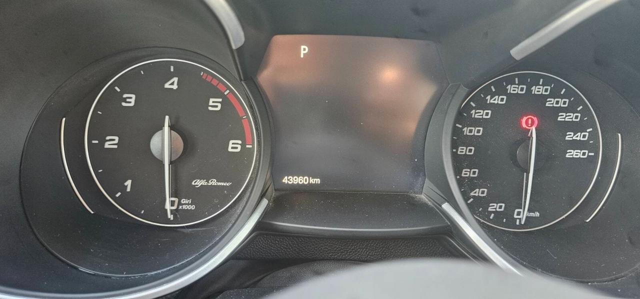 Alfa Romeo Stelvio 2.2 Turbodiesel 190 CV AT8 Q4 Business